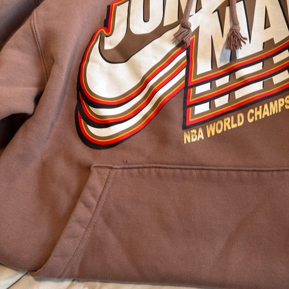 Nike Jumpman Logo Fleece Brown Hoodie - Picture 2 of 6